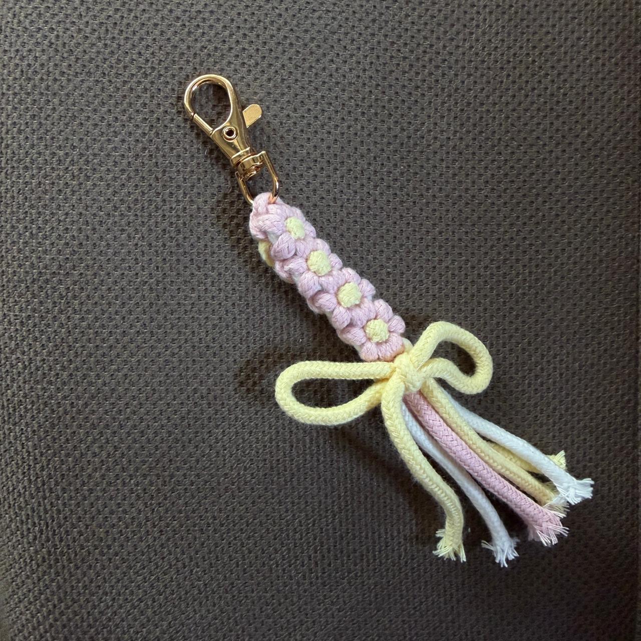 Daisy Charms