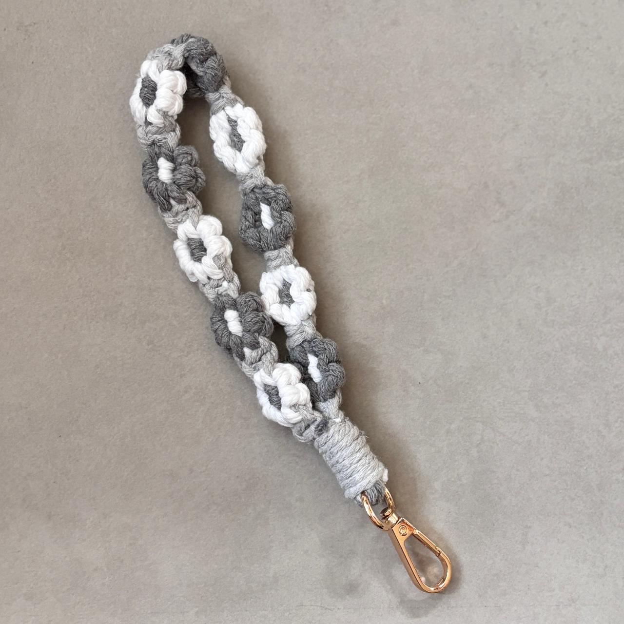 Leo wristlet